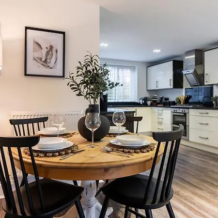 Tranquil Riverfront Oasis At High Bridge Court Apartment Knaresborough