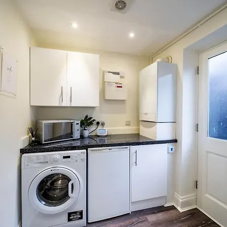 Tranquil Riverfront Oasis At High Bridge Court * Knaresborough