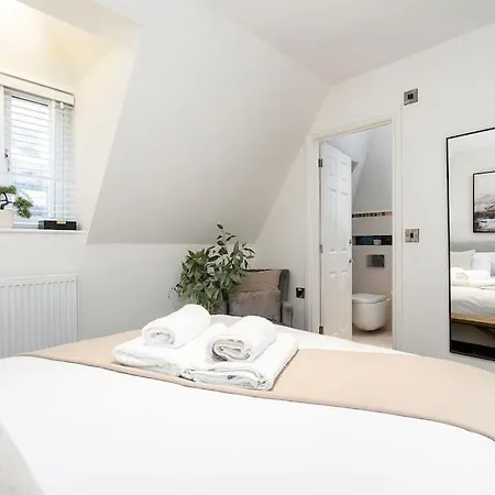 Lägenhet Tranquil Riverfront Oasis At High Bridge Court